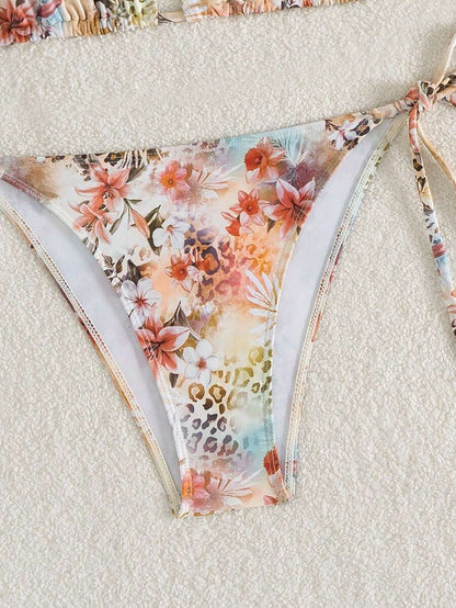 Coastal Triangle Bikini – Halter İpli Bikini Seti