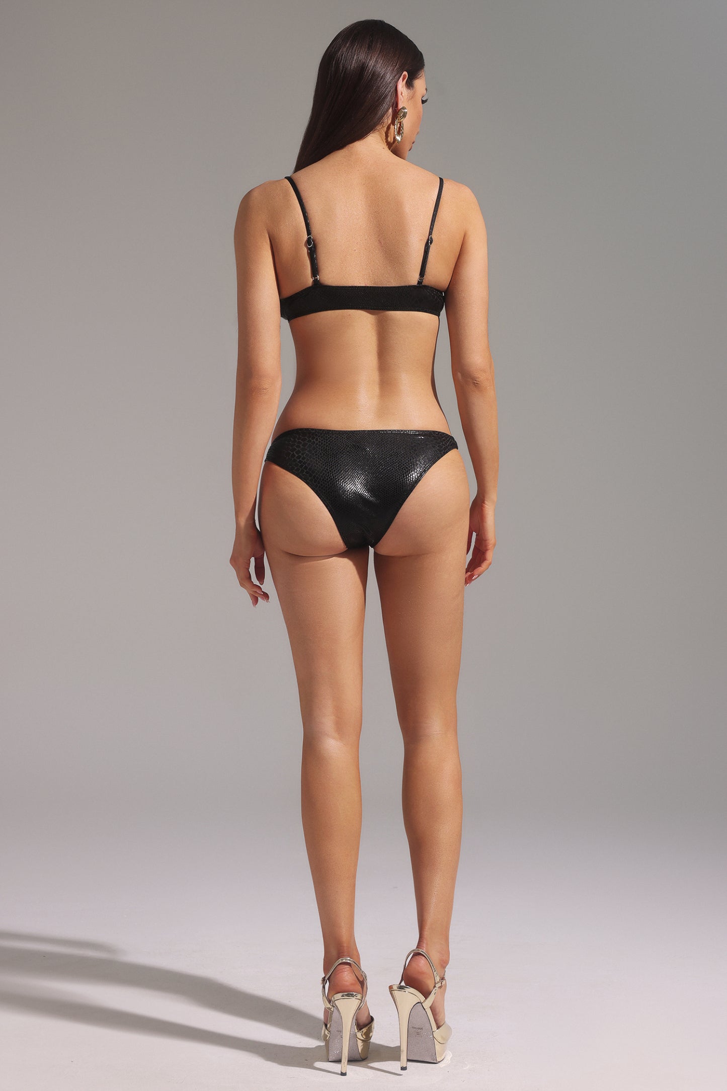 Asimetrik Yılan Derisi Desenli Mayo