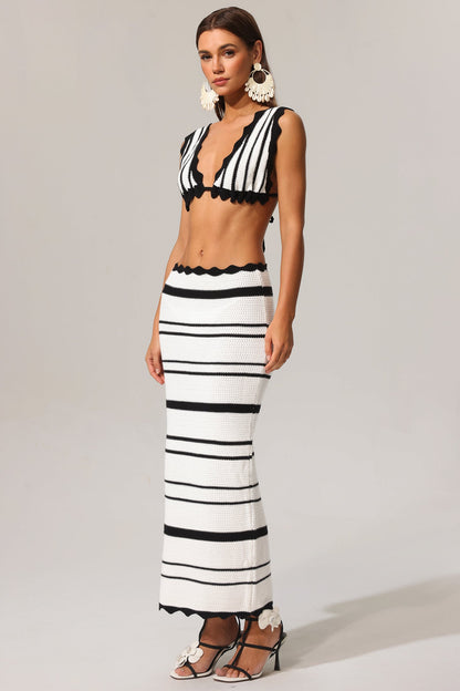 Tannen Yüksek Yırtmaçlı İki Parça Takım