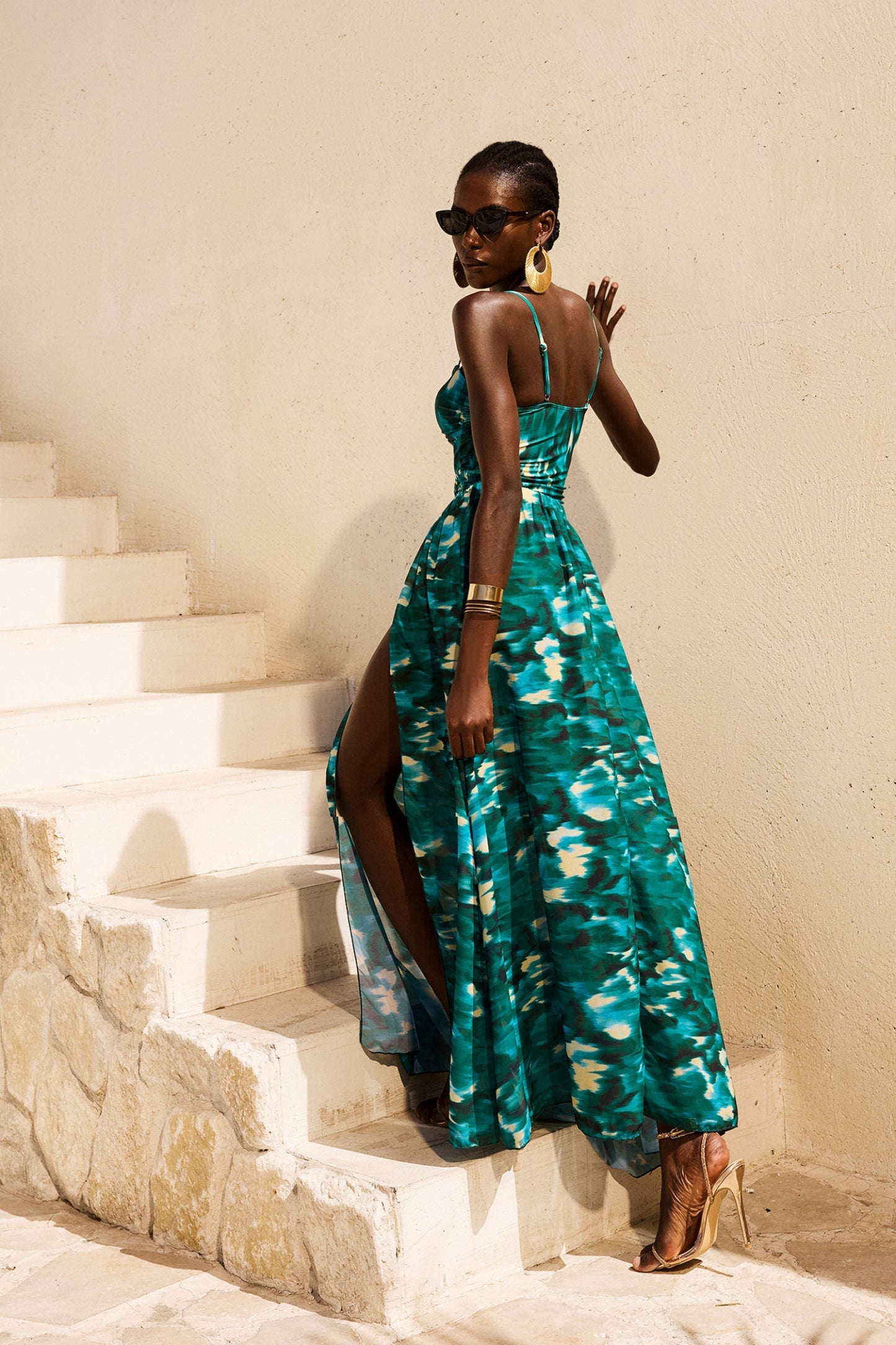 Yırtmaç Detaylı İki Parçalı Mayo Takımı