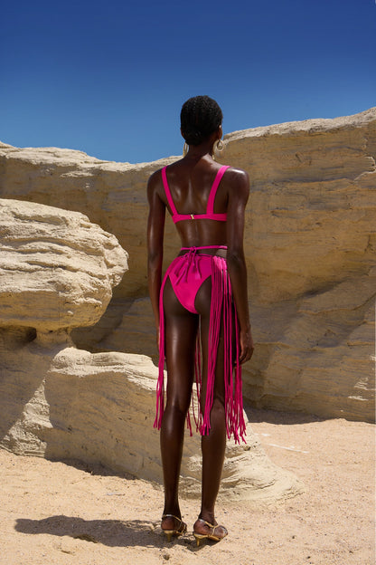 Püsküllü Pembe Üç Parça Bikini Seti