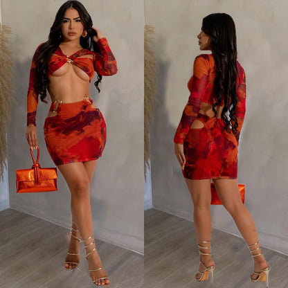Molten Lava 2’li Set – Cut Out Halka Detay Mini Etek & Crop Top
